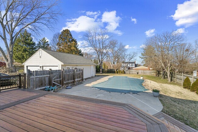 Building Photo - 3100 Franklin St