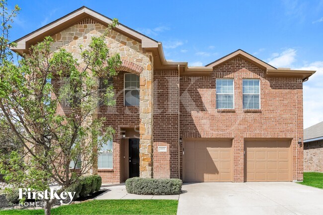 Building Photo - 10021 Fox Hill Dr