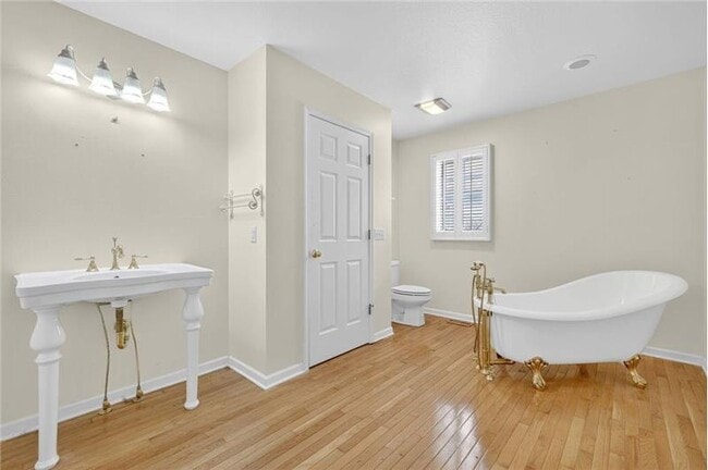 Building Photo - 4522 Heathercove Pl