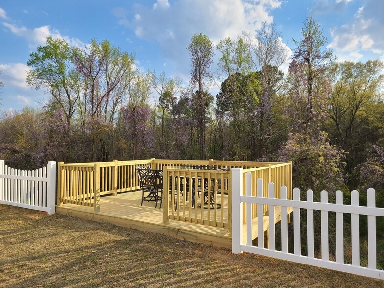 Building Photo - 1022 Harb Dr