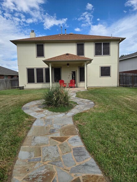 Building Photo - 18204 Kermit Ct