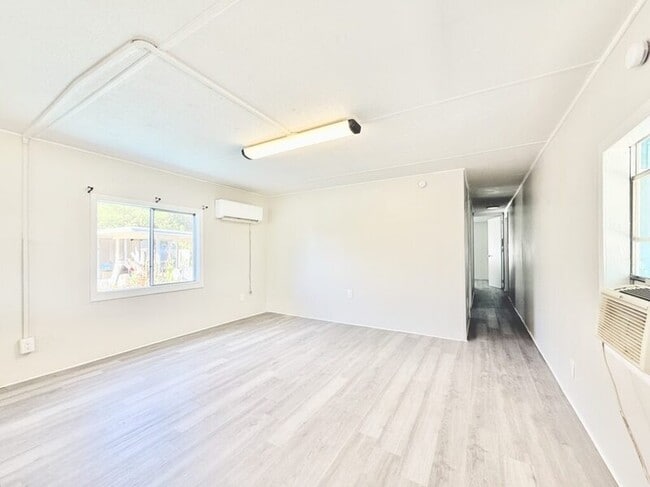 Building Photo - 6519 Sandra Dr