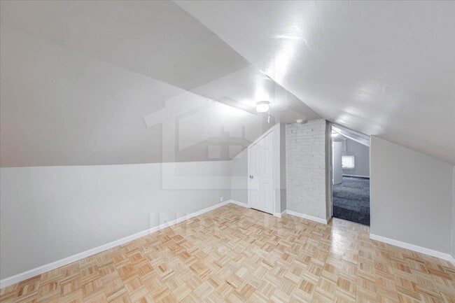 Building Photo - 5617 East 21st St