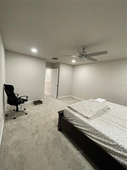 Building Photo - 30543 Thunderbird Dr