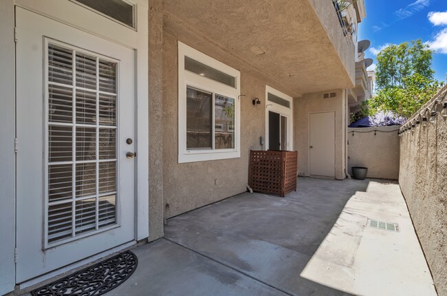 Building Photo - 28191 Newport Way