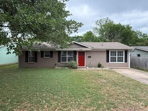 Building Photo - 5800 Cedardale Dr