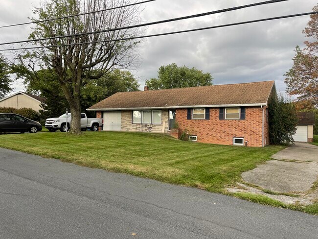 Primary Photo - 20 Corriedale Rd