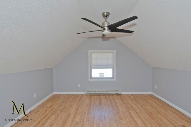 Building Photo - 3 Bedroom Single Family Home in East Forest Park Springfield, MA!