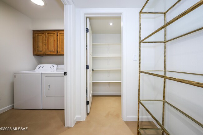 Building Photo - 2791 W Casas Cir