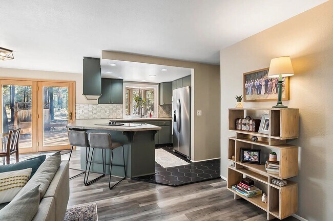 Building Photo - Beautiful Home- Backs up to BLM Land