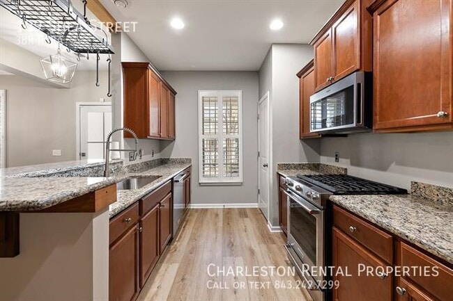 Building Photo - 109 Shea St