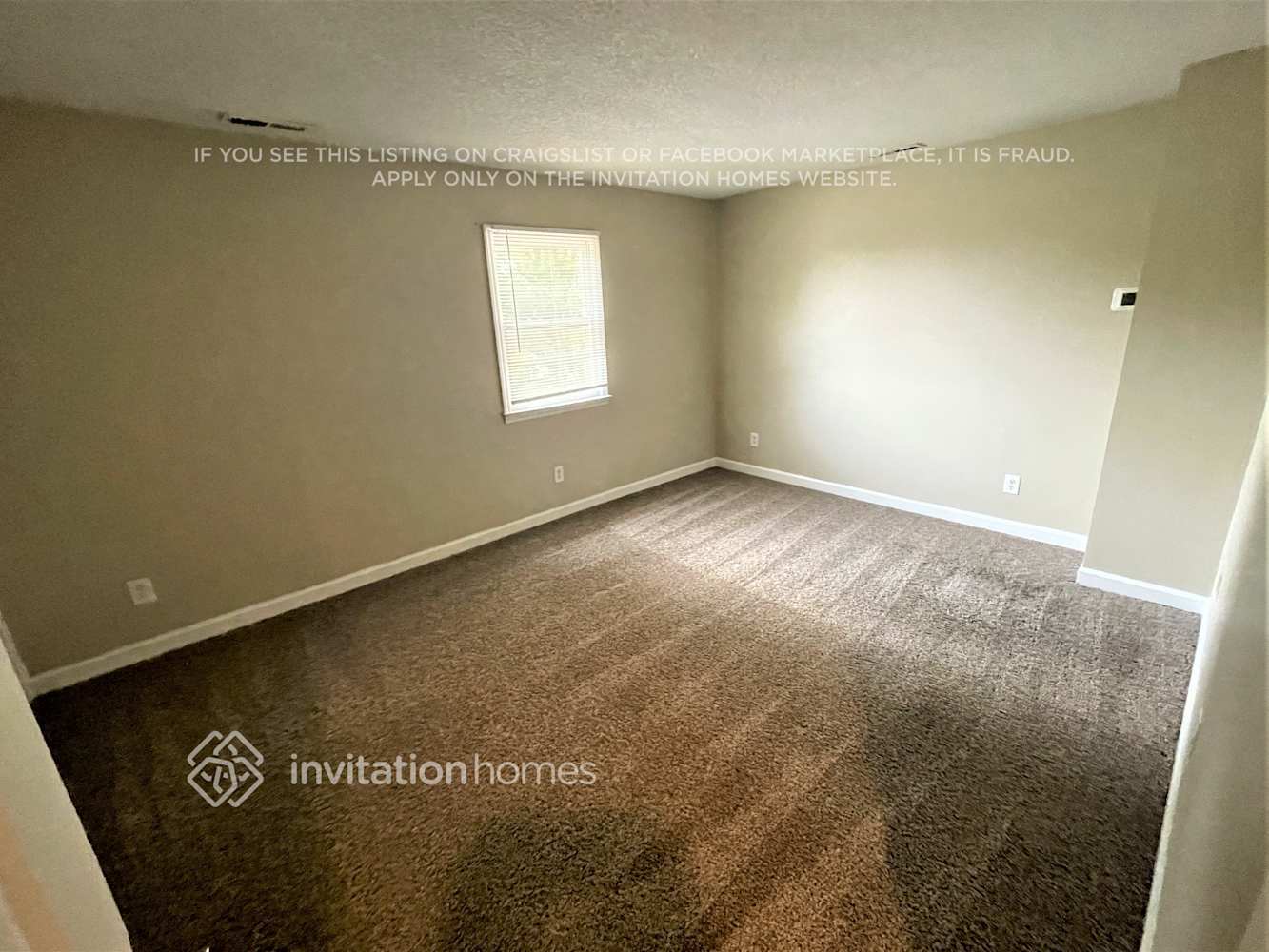 Building Photo - 11347 Mendora Dr