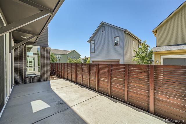 Building Photo - 6633 Avrum Dr