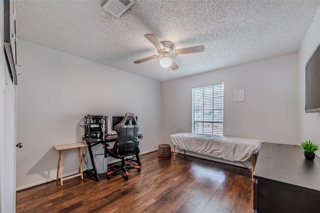 Building Photo - 14228 Misty Meadow Ln