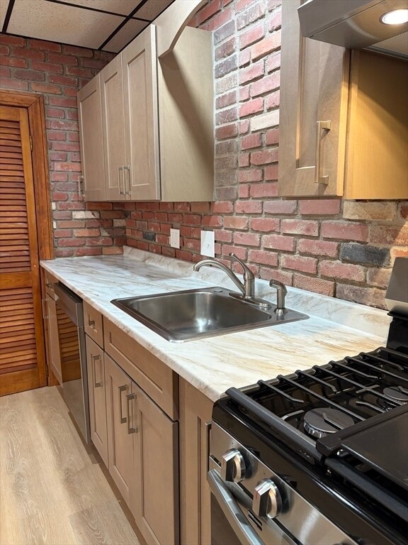 Building Photo - 174 Adams St