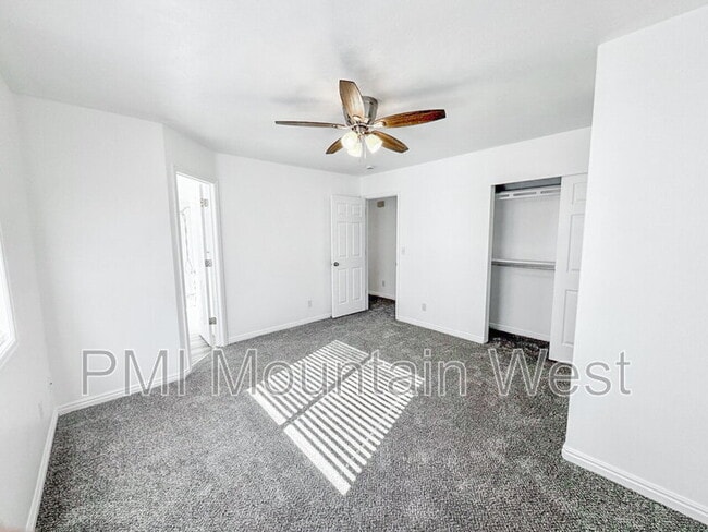 Building Photo - 36 Orchard Ln