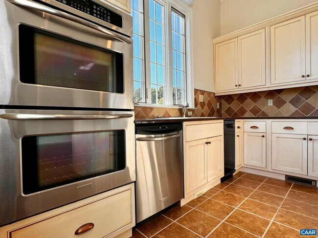 Building Photo - 3834 Thomas Dairy Ln