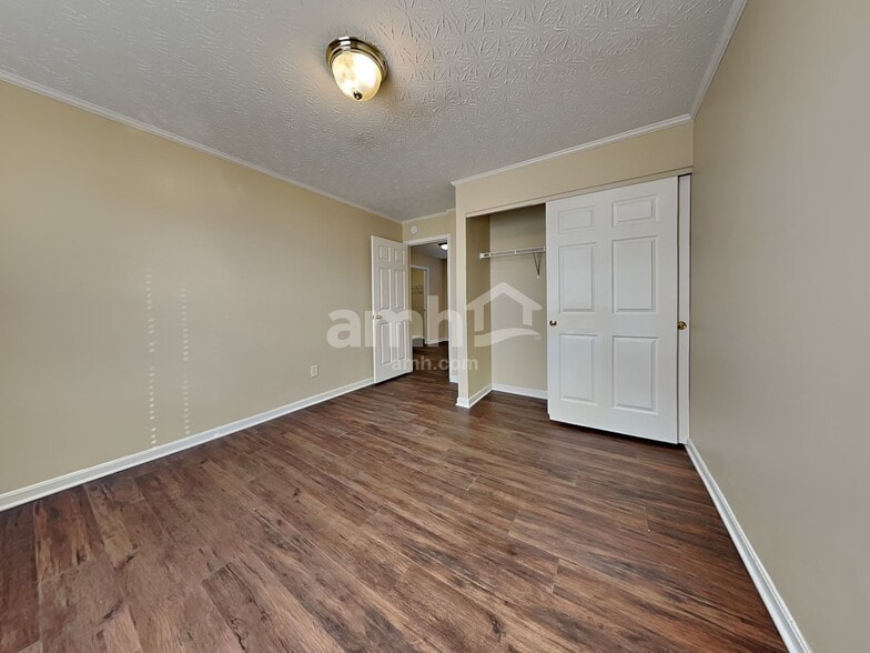 Building Photo - 6540 Black Forest Ct