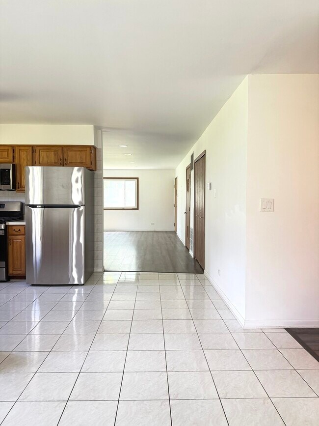 Building Photo - 311 Dawn Ct