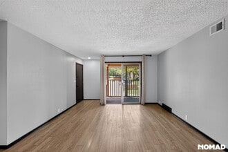 Building Photo - 410 W 104th St