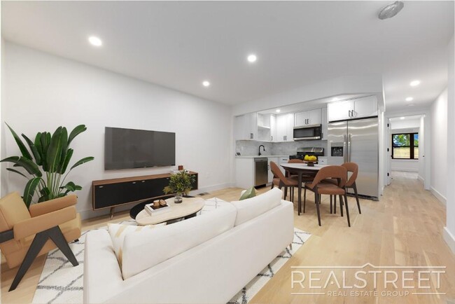 Primary Photo - Stunning NEW 3 Bed 2 Bath Duplex in Bed St...