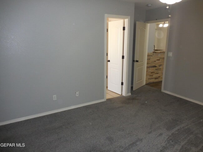 Building Photo - 14301 Desert Orchid Dr