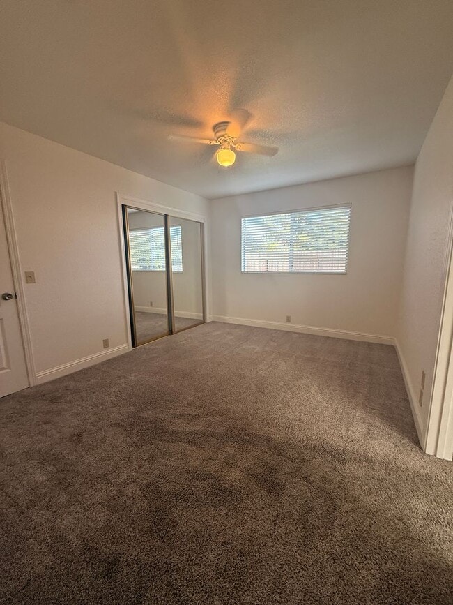 Building Photo - Charming Home for Rent in Montebello Vista...