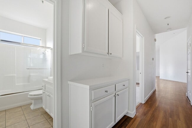 Building Photo - Desirable North Napa 3 Bed Single-Family Home