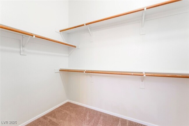 Building Photo - 11073 Vallerosa St