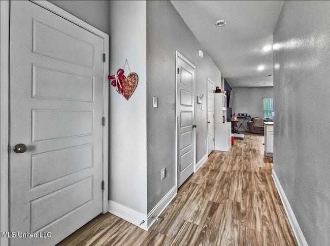 Building Photo - 5065 Fairbury Way