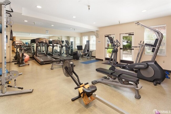 Building Photo - 2250 24th St