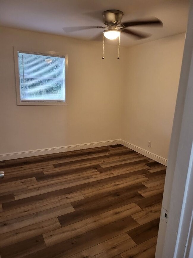 Building Photo - Beautiful fully remodeled home!