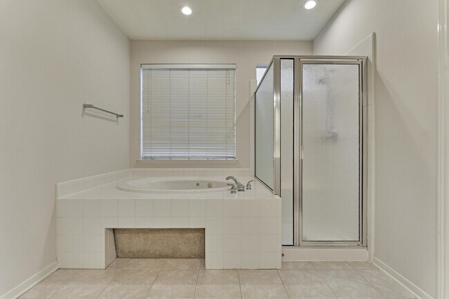 Building Photo - 89 N Apple Springs Cir