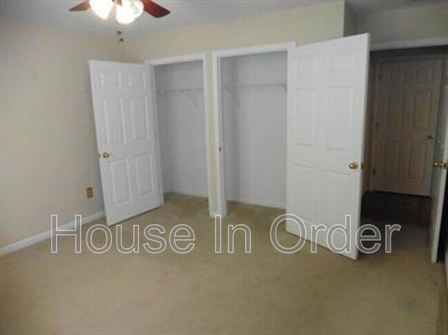 Building Photo - 104 Olde Covington Way