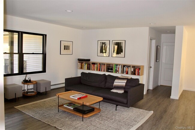 Building Photo - 3 Spruce Hl