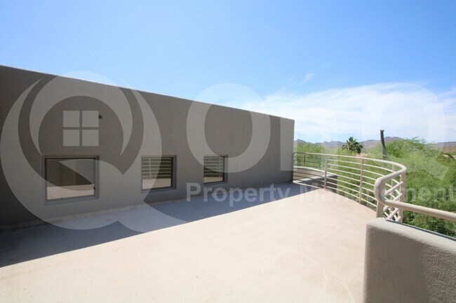 Building Photo - 5844 E Carefree Mountain Dr