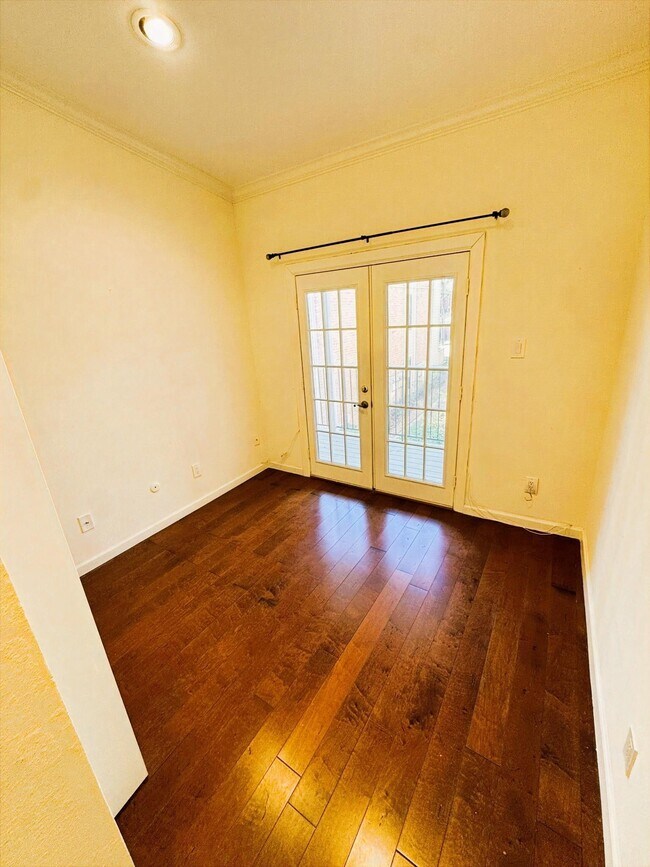 Building Photo - 2001 Bering Dr