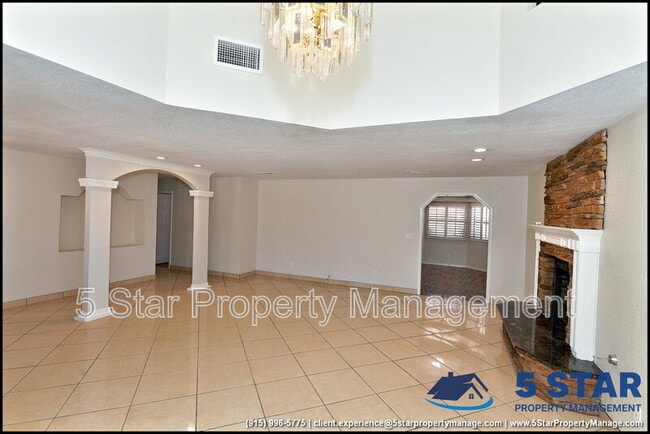 Building Photo - 11620 Laura Marie Dr