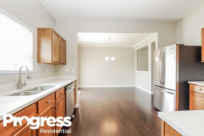 Building Photo - 910 Willow Wind Dr