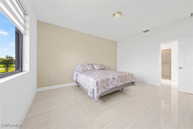 Building Photo - 4951 Brigata Wy