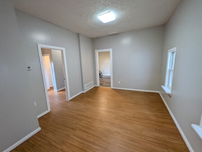 Building Photo - 330 W 17th St