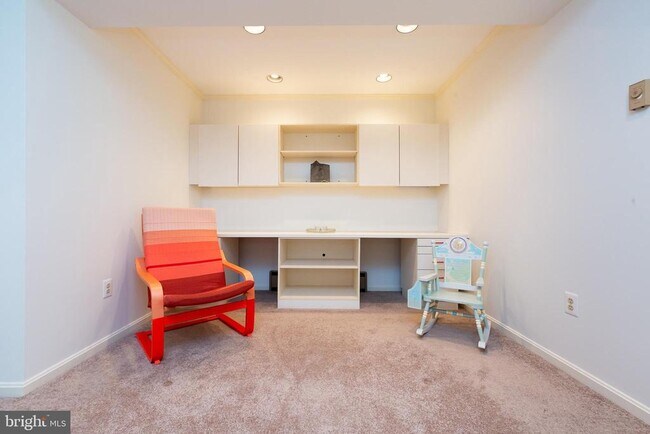 Building Photo - 9808 Korman Ct