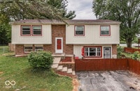 Building Photo - 3935 Mistletoe Dr