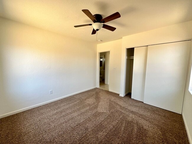 Building Photo - 3BD/2BA House - Hemet, CA