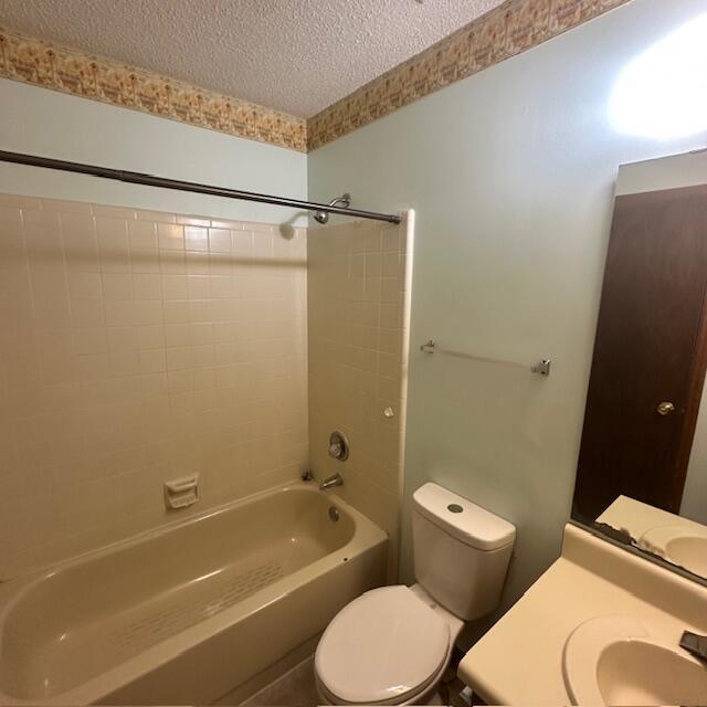 Building Photo - 101 Claire Dr