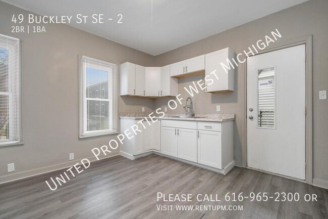 Building Photo - Available Now | 2 Bed, 1 Bath Upper Level ...