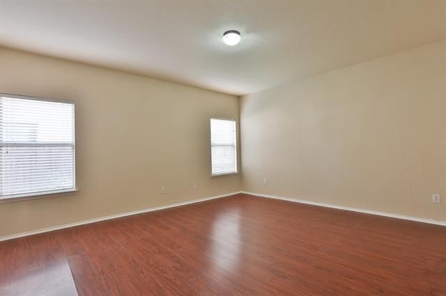 Building Photo - 3108 Kennedy Dr