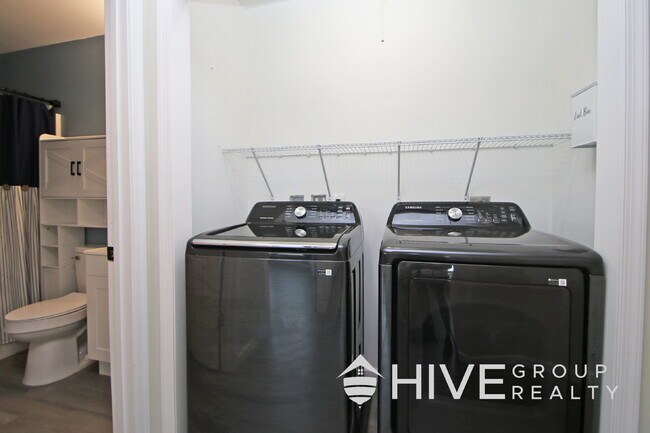 Building Photo - Modern Living in a Growing Grottoes Community