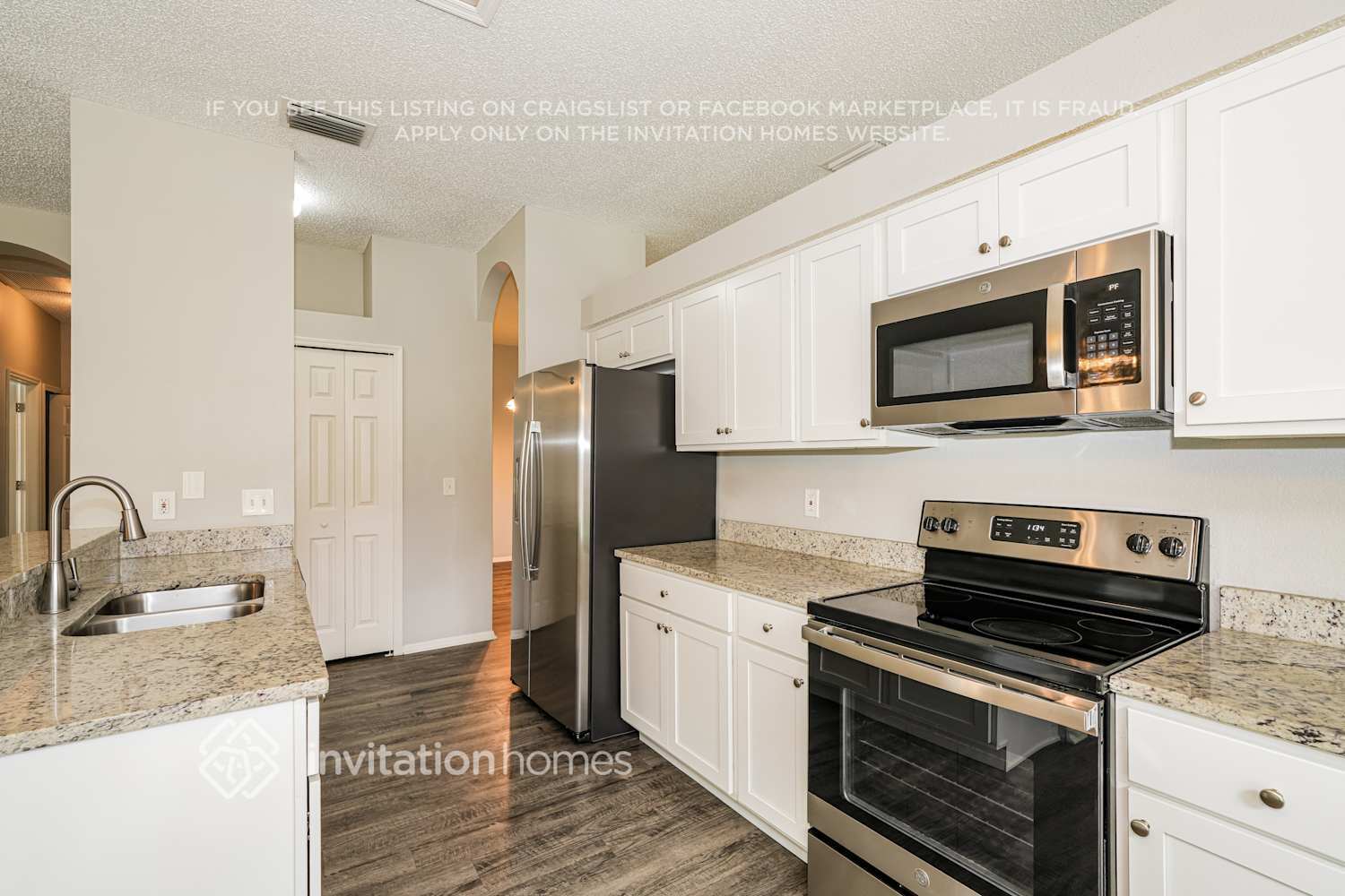 Building Photo - 22521 Laureldale Dr