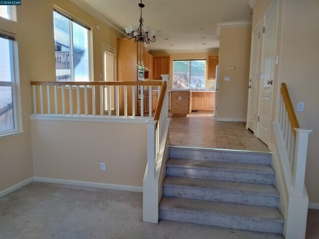 Building Photo - 894 Bridgeway Cir